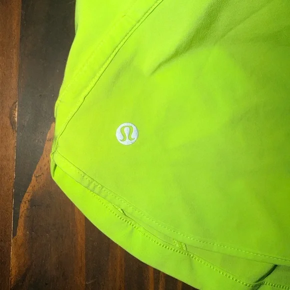 Lululemon Athletics Track That HR 3 in - Picture 3 of 4